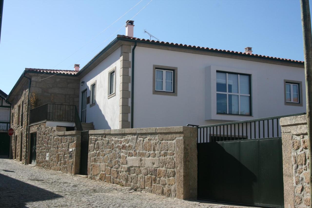 Casa D Toninha - Casas De Campo - Turismo Espaco Rural - Al Sernancelhe المظهر الخارجي الصورة